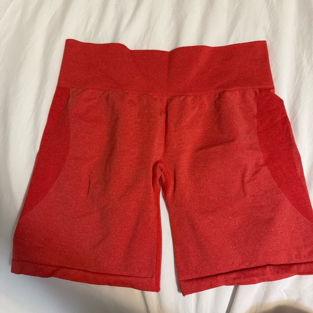 EUC - NVGTN Candy Apple Contour Seamless Shorts